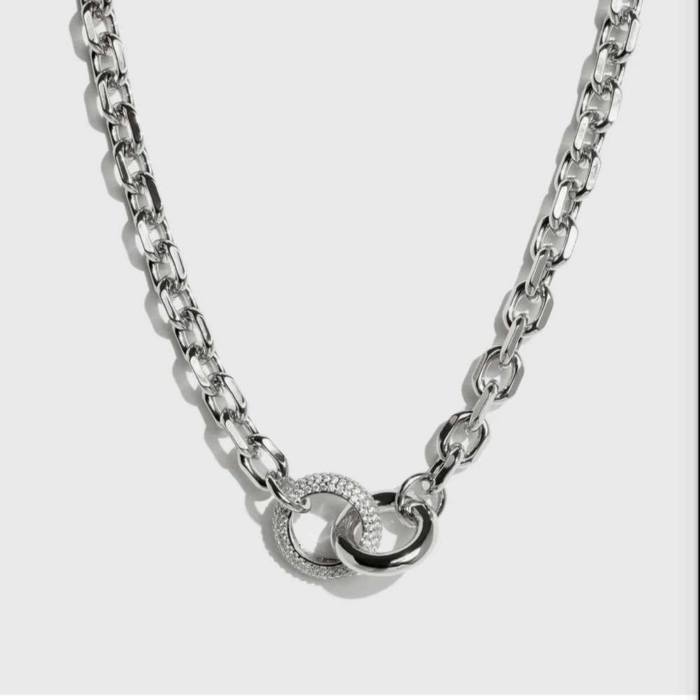 Drae Collection Silver Chain Necklace w/earrings  BNWT - Picture 4 of 4